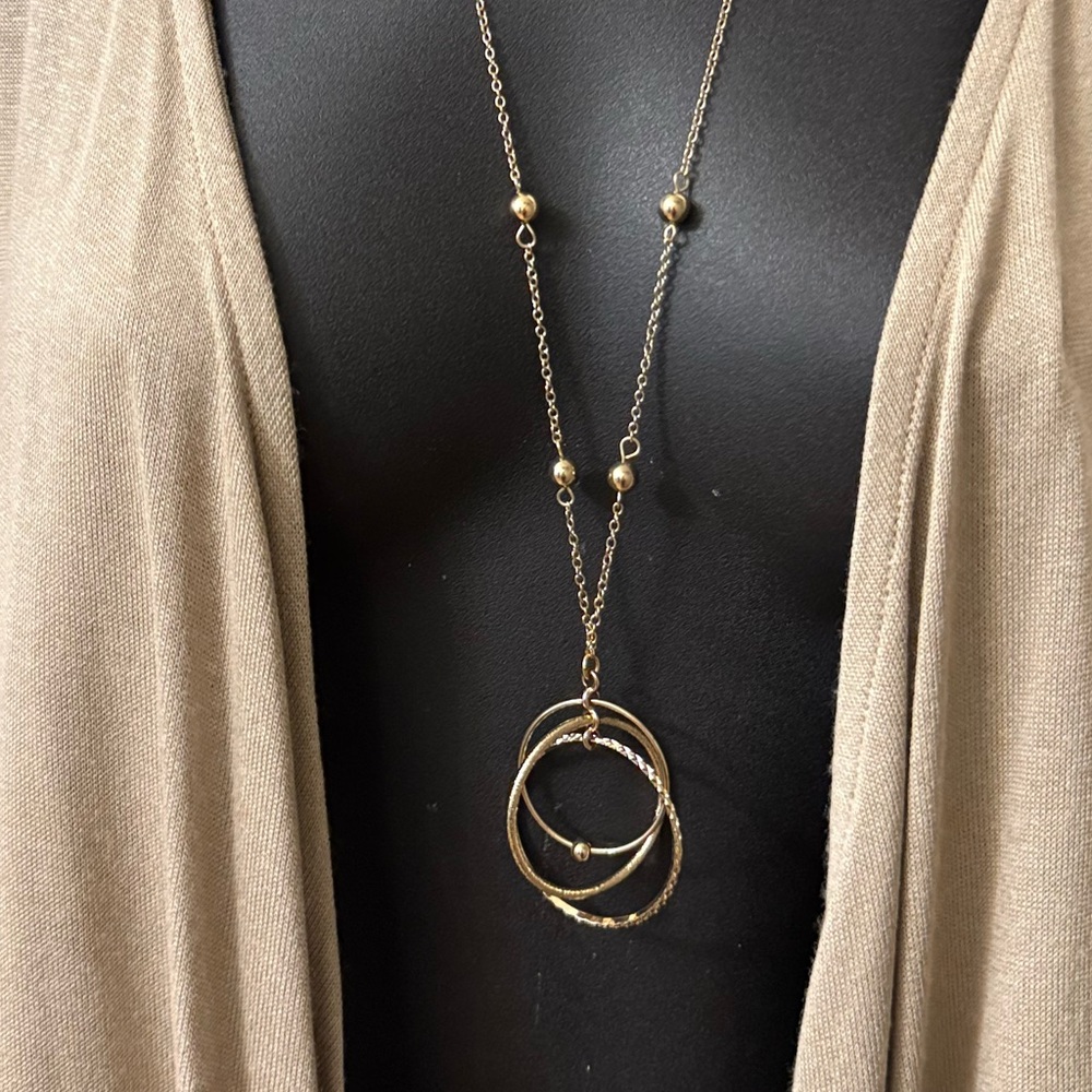 GOLD TONE 3-RINGS NECKLACE